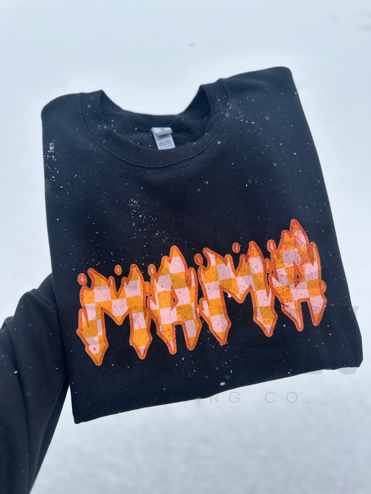 MAMA edgy Crewneck