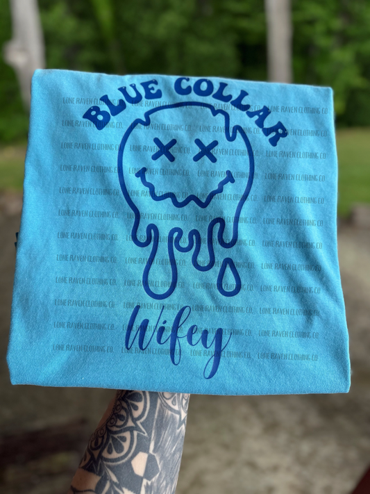 Blue collar wifey