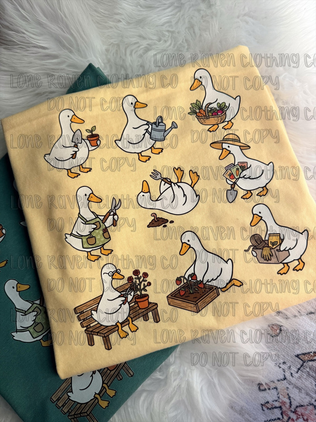 Gardening goose