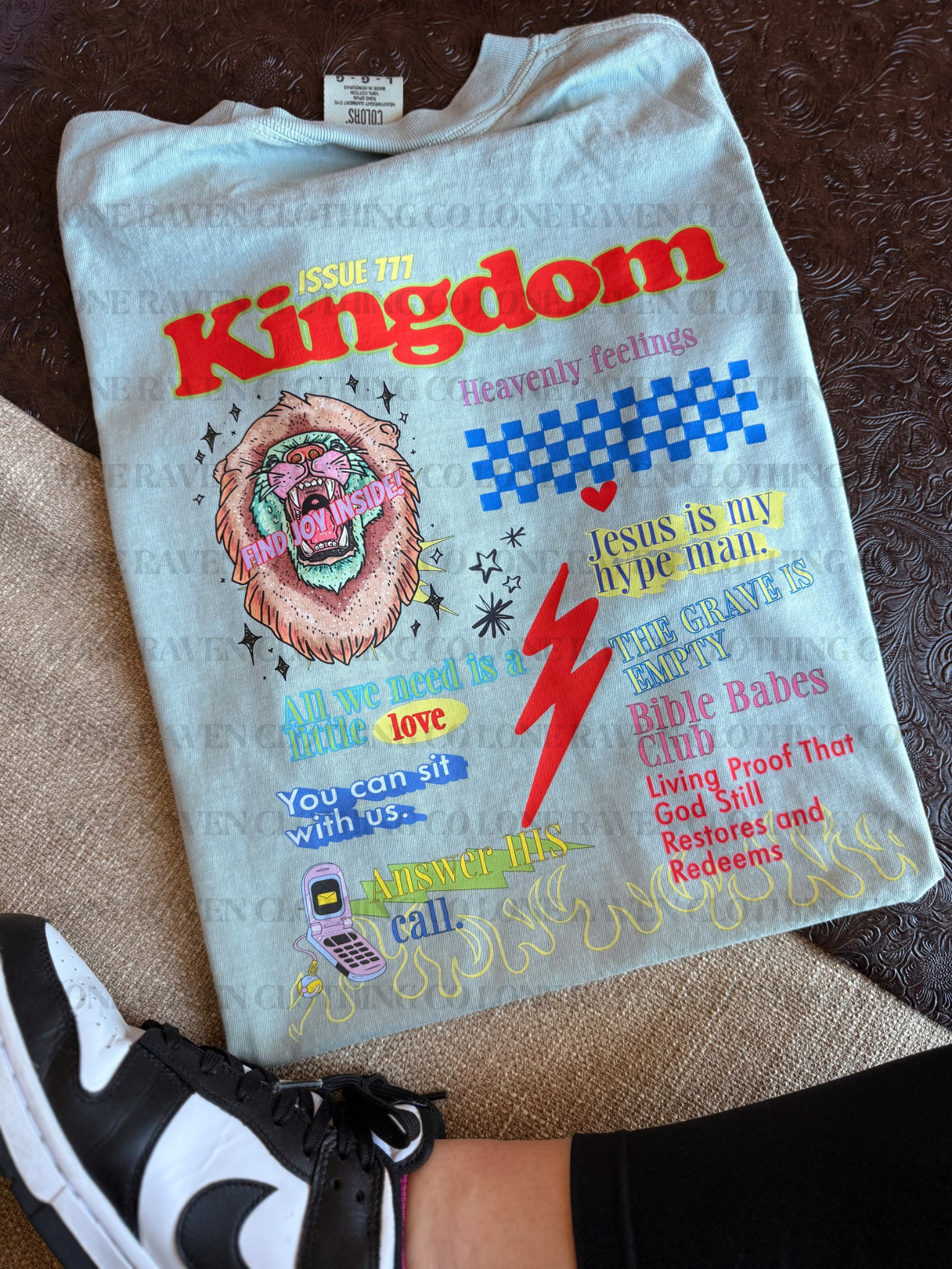 Front & back ISSUE 777