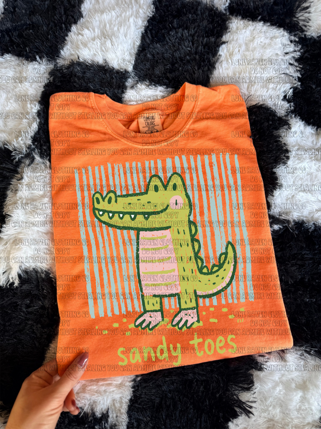 Sandy toes