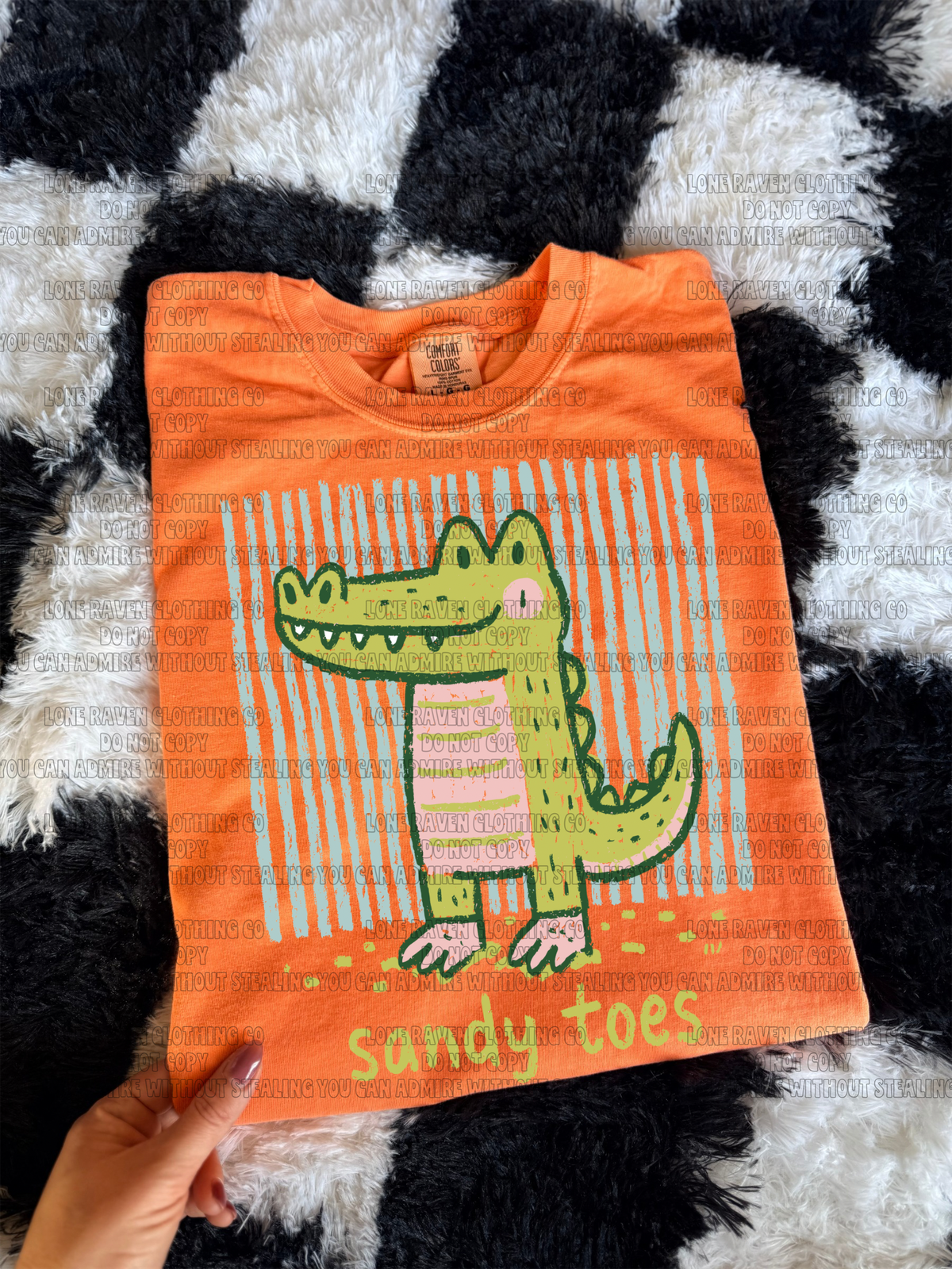 Sandy toes