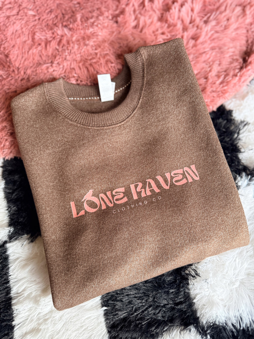 Minimal nantucket sweatshirt