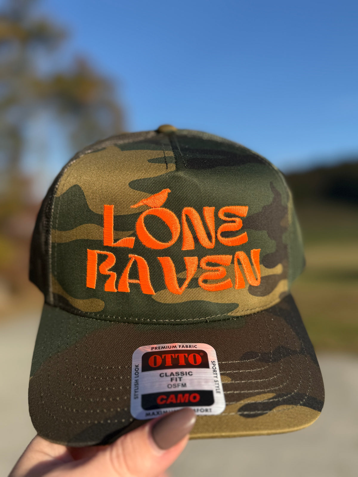 Logo hat camo