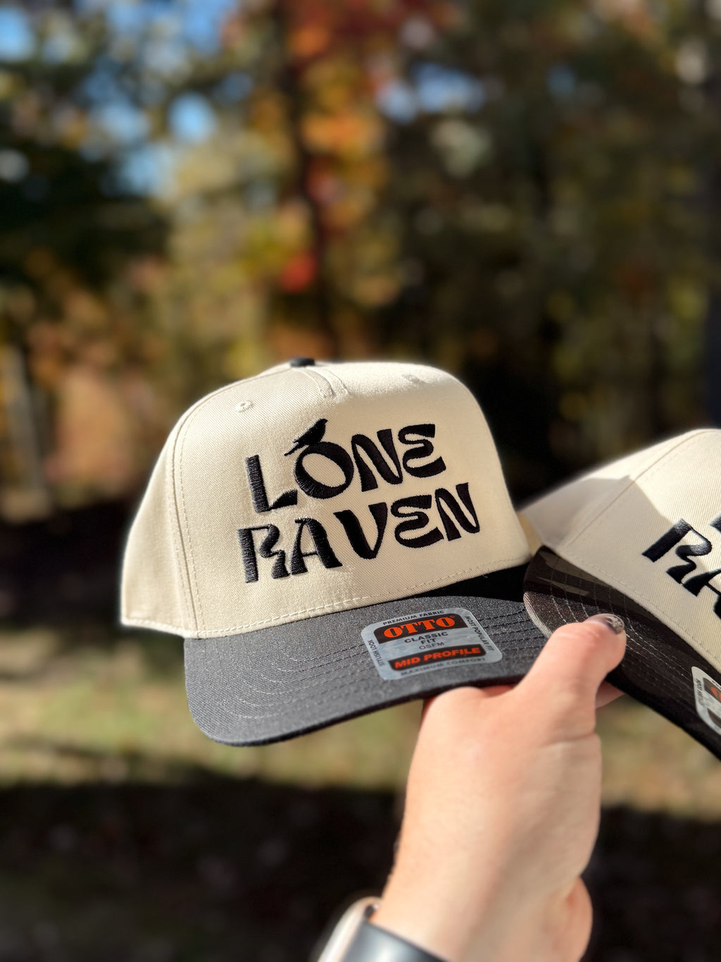 Logo hat